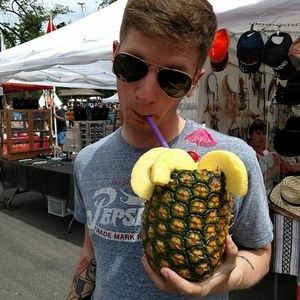 Meet your Posher, Christopher